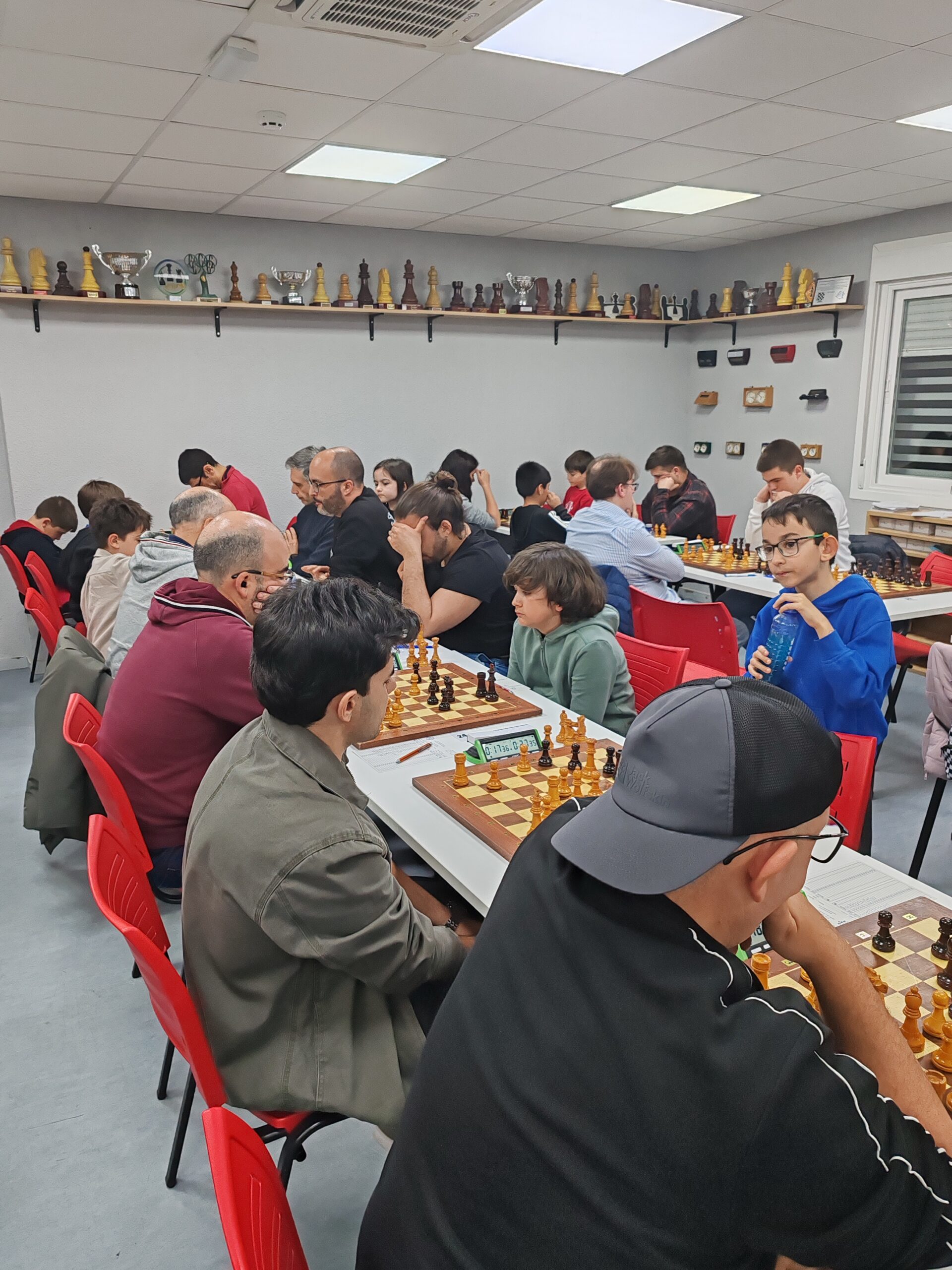Gran ambiente y competitividad en el II Torneo Sub 1800 organizado por ...